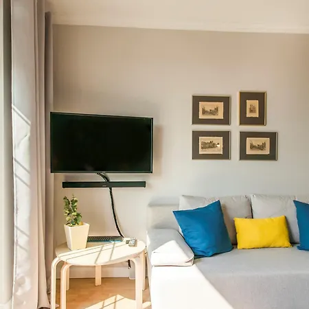 Apartment Uroczy Z Parkingiem