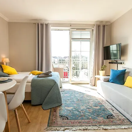 Uroczy Z Parkingiem Apartment