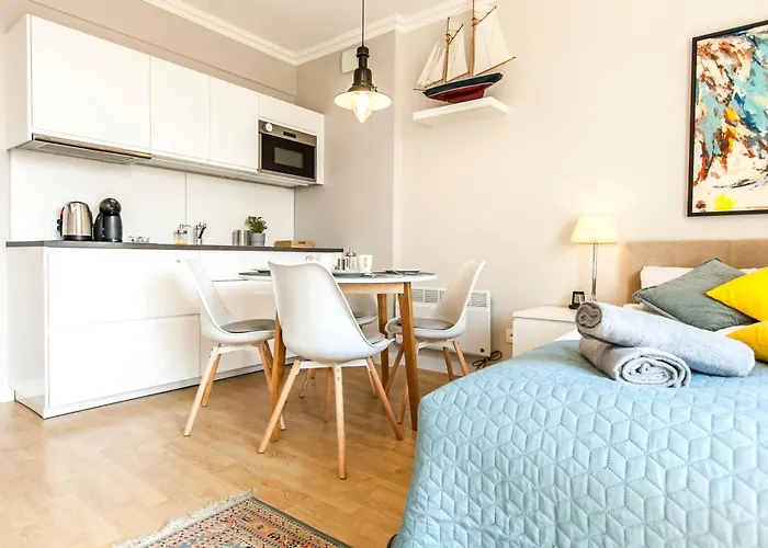 Uroczy Z Parkingiem Sopot