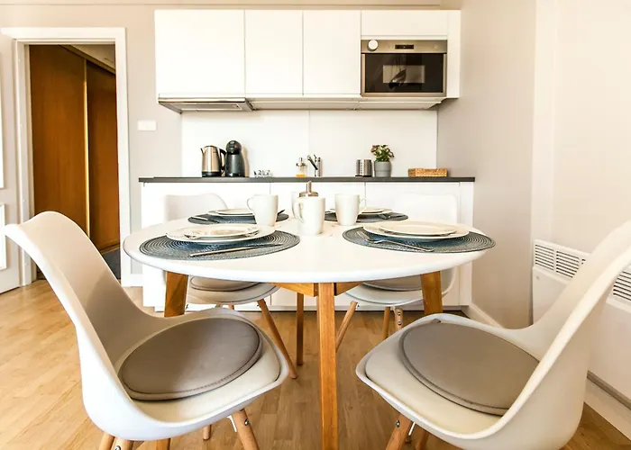 Lägenhet Uroczy Z Parkingiem